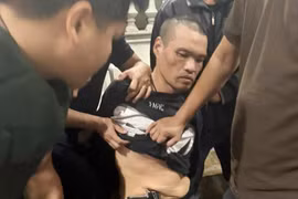 Bắt kẻ nổ súng khi bị công an kiểm tra hành chính