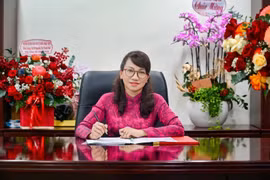 Bà Nguyễn Thị Thanh Mai giữ chức Giám đốc Đại học Quốc gia TPHCM