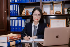 Tài khoản ngân hàng phải dùng tên thật – có minh bạch trách nhiệm?