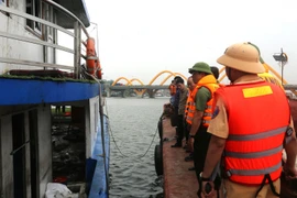 Lật tàu Vịnh Xanh 58 trên Vịnh Hạ Long- “Soi” kiểm định an toàn tàu du lịch 