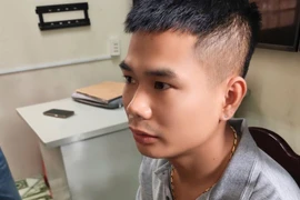 Bắt hai đối tượng cho vay lãi nặng qua iCloud, tiền giao dịch trên 30 tỷ