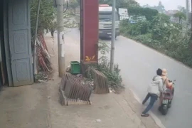 Căn cứ điều tra tội Giết người với kẻ đẩy CSGT vào đầu xe tải?