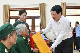 Đề xuất hai mức quà Tết Nguyên đán 2026 tặng hơn 1,6 triệu người có công