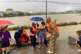 Triển khai biện pháp cấp bách ứng phó mưa lũ ở Khánh Hòa, Đắk Lắk, Gia Lai