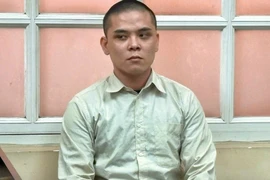 Căn cứ trả tự do cho nam thanh niên “bênh” bạn gái đánh bảo vệ?