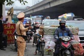 CSGT Hà Nội khuyến cáo người dân chủ động lộ trình khi quay trở lại Thủ đô