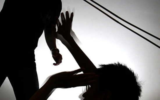 Mất mạng vì đòi người khác nhường chồng