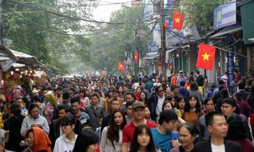 Hà Nội: Biển người chen chân đi lễ đầu năm