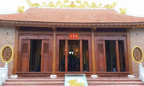 Cận cảnh khu tâm linh trên nóc Hòa Bình Green City bị đề nghị xử lý