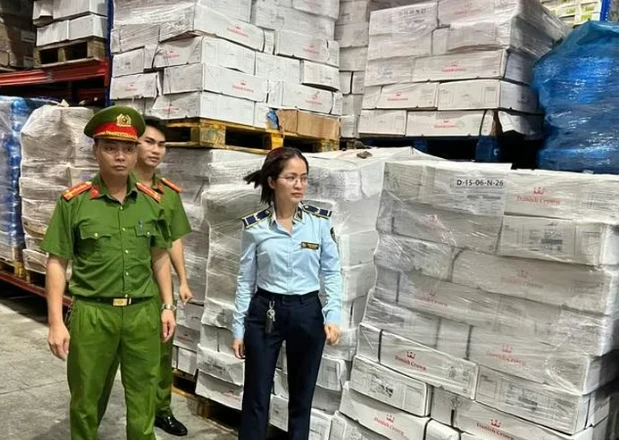 Hà Nội tạm giữ gần 16 tấn xương lợn hết hạn sử dụng