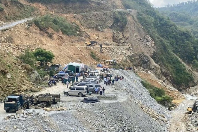 Tìm thấy thi thể 4 nạn nhân vụ sạt lở công trường thủy điện