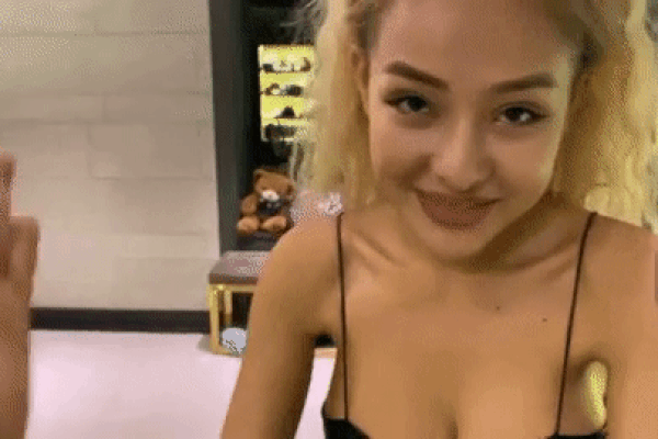 Vao bep nau an, Ngan 98 bi Luong Bang Quang tat thang mat