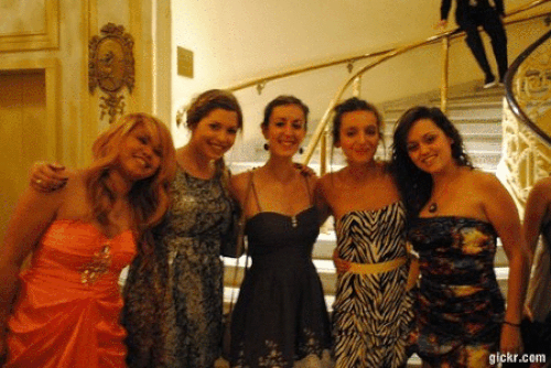 Phá đám cũng phải thật "ngầu".