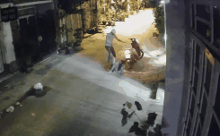 Nam thanh nien tat thang tay khien ban gai phai cau cuu nguoi dan