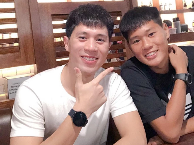 Soi dàn anh, em trai của các cầu thủ đội tuyển Việt Nam