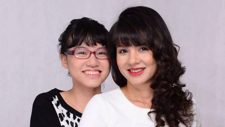 Loạt ảnh đời thường trẻ trung, sành điệu của Trưởng ban VTV6 Diễm Quỳnh