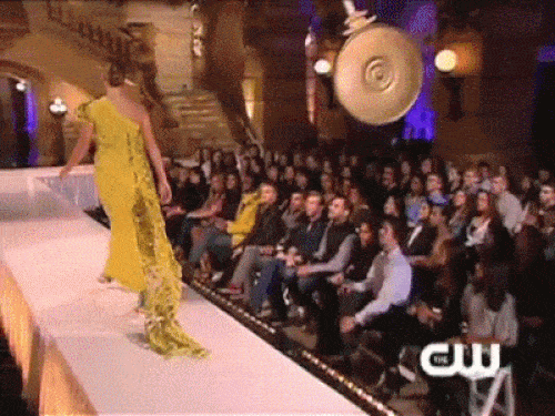 Hú hồn, tí nữa thì được "bay" nhé.