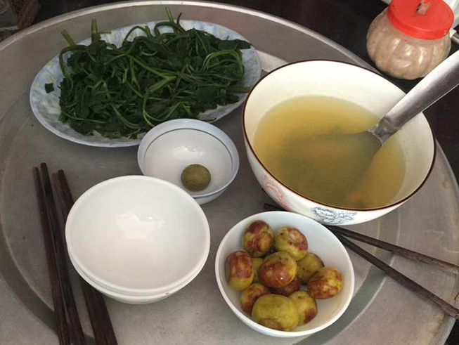 N. cho biết, theo D. kể, tác giả của cái thai là Lê Đức Dũng (SN 1991, ngụ thôn Khánh Thọ, xã Tam Thái). N.đã gặp Dũng và gia đình nói chuyện, nhưng không có kết quả. Bức xúc, anh gửi đơn nhờ cơ quan chức năng can thiệp. Chiều 16/3, N. thấy em gái vui ra mặt, hỏi chuyện thì D. nói "anh Dũng về!" và D. nói muốn ra ngoài với Dũng... Từ những chứng cứ thu thập được, Cơ quan CSĐT xác định Lê Đức Dũng là nghi can số một của vụ án. (Ảnh minh họa, nguồn internet)