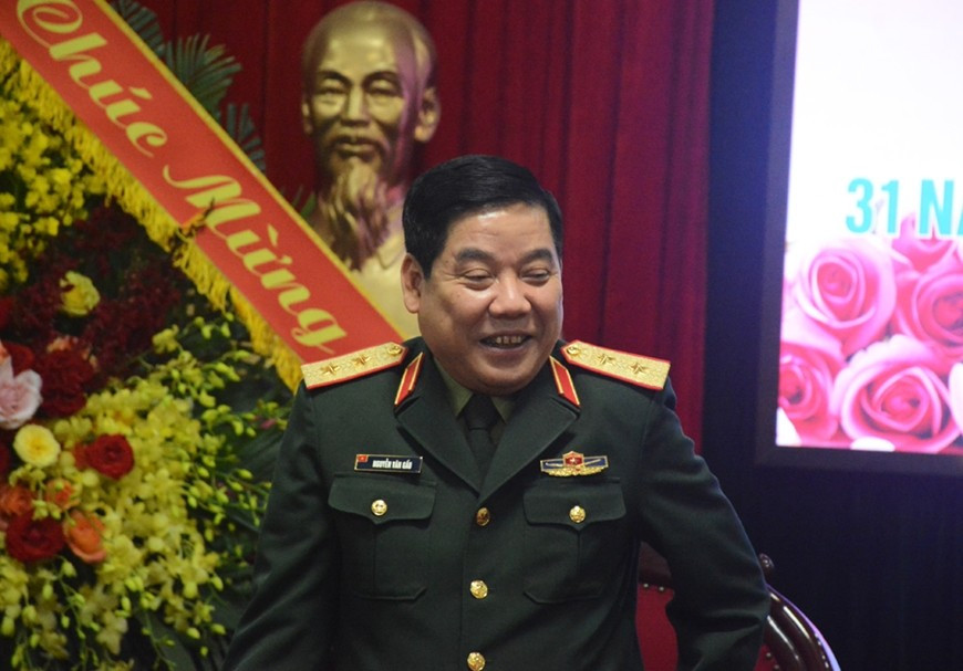 Từ ngày 26/6/2024, Trung tướng Nguyễn Văn Gấu được điều động làm Bí thư Tỉnh ủy Bắc Giang (cũ), nay là tỉnh Bắc Ninh nhiệm kỳ 2020 - 2025. Ngày 30/9/2025, ông được Thủ tướng bổ nhiệm giữ chức Thứ trưởng Bộ Quốc phòng.