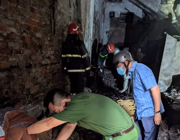 Qua tìm kiếm, cứu nạn, cứu hộ, lực lượng Cảnh sát PCCC&amp;CNCH phát hiện và phối hợp đưa 5 nạn nhân (N.Đ.L sinh năm 1952; H.T.H sinh năm 1956; N.H.M sinh năm 1982; Đ.T.S sinh năm 1988; N.M.V sinh năm 2019) đã tử vong bàn giao cho lực lượng chức năng theo quy định.