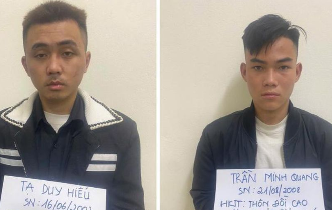Hai đối tượng tại cơ quan Công an. capture.png