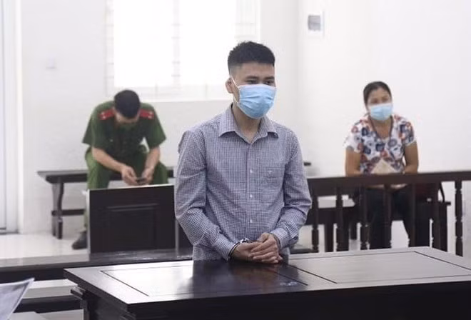 Ngày 7/10/2021, TAND TP.Hà Nội đưa đối tượng Nguyễn Văn Tùng ra xét xử sơ thẩm về tội “Giết người”. Tòa án Hà Nội khẳng định, hành vi phạm tội của bị cáo là đặc biệt nguy hiểm; thể hiện rõ tính côn đồ, tàn bạo, phạm tội đến cùng và không còn khả năng để giáo dục, cải tạo nên đã quyết định tuyên phạt mức án tử hình.