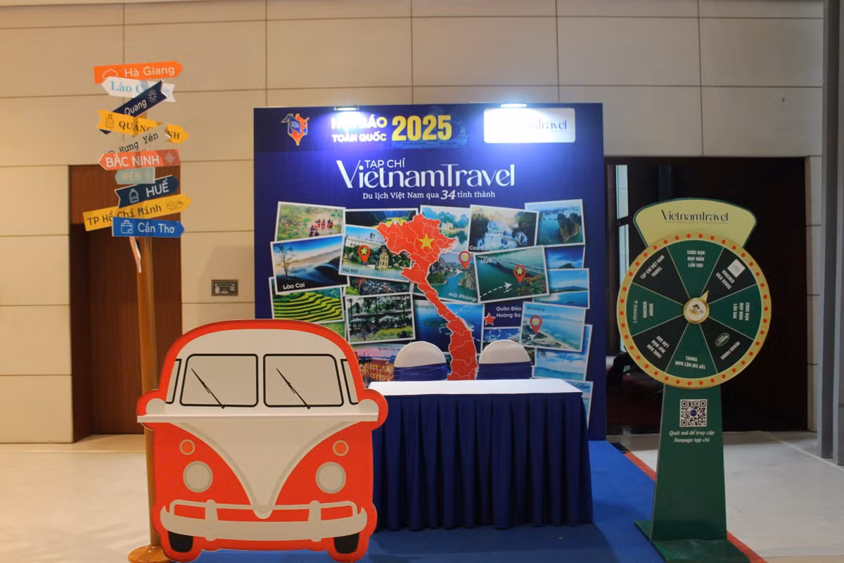 Gian trưng bày của Tạp chí VietnamTravel cũng đã hoàn thành.