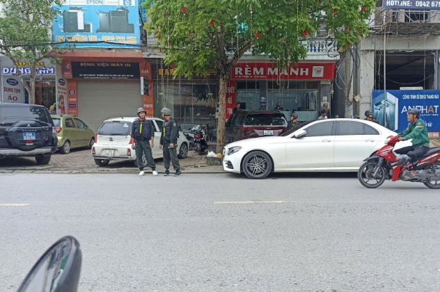 Ra tù không lâu, năm 2019, Tuấn “thần đèn” tiếp tục dính vào vụ việc chỉ đạo đàn em truy tìm và hỗn chiến bằng súng trên đại lộ Lê Lợi, thành phố Thanh Hóa. Cụ thể, ngày 18/3/2019, Tuấn “thần đèn” đã chỉ đạo đàn em sử dụng súng và hung khí tấn công nhóm của Lê Quang Cường (tức Cường "gấu") trên đại lộ Lê Lợi, TP Thanh Hóa, gây náo loạn và hoang mang trong dân chúng.