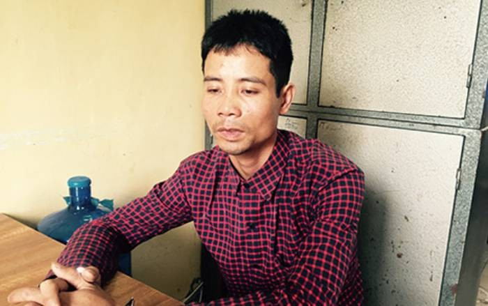 Theo lời khai ban đầu của Tuấn, trước đó, một người đã thuê Tuấn giết anh Th. với giá thù lao là một chiếc xe máy (xe Lead cũ). Tối 18/5/2017, người này đã rủ Th. đến nhà Tuấn. Hôm đó, Tuấn và người này định hành động ngay, nhưng không thành. Đến khoảng 14h ngày hôm sau (ngày 19/5), nhân lúc anh Th. đang ngủ tại nhà mình, Tuấn và người này, mỗi người cầm một con dao gây án... Tuấn là người xuống tay trước. Khi bị đâm, Th. vùng dậy van xin thì bị người này và Tuấn đâm tiếp khiến nạn nhân gục ngã.