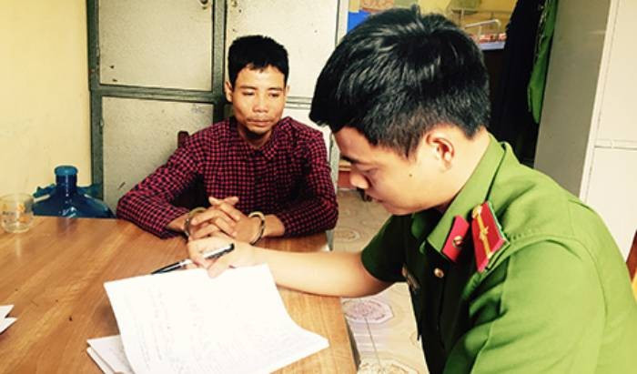 Khi tiếp cận khu vực quanh nhà nghi phạm, các điều tra viên phát hiện nhiều vết máu và chứng cứ khẳng định Tuấn là đối tượng liên quan đến cái chết của Th. Khi được đưa về cơ quan điều tra, Tuấn lỳ lợm chối tội. Chỉ đến khi được dẫn giải về nhà, trước những bằng chứng không thể chối cãi, Tuấn đã khai nhận hành vi phạm tội.