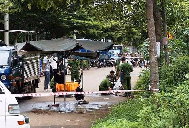 Cô gái xấu số được xác định tử vong do ngạt cơ học và một số dấu hiệu cho thấy nạn nhân đã có quan hệ tình dục trước khi chết. Các điều tra viên nhận định, cô gái bị sát hại, nhét vào va ly rồi được đưa đến nơi này đốt nhằm phi tang. Như vậy, đây chỉ là 1 trong 2 hiện trường xảy ra vụ án mạng. (Ảnh minh họa, nguồn internet)