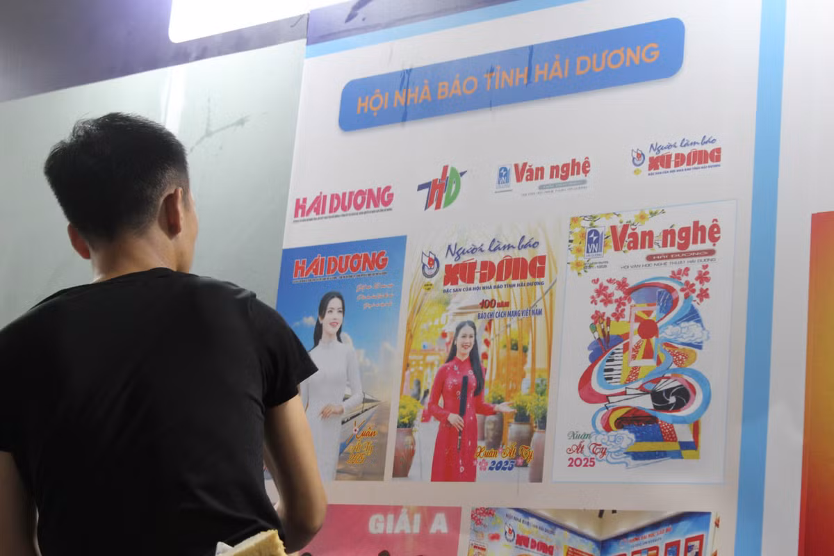 Một góc nhỏ của gian trưng bày của hội Nhà báo tỉnh Hải Dương.