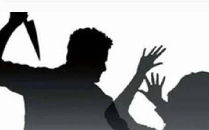 Nhiều người từng ví, tình yêu mù quáng chẳng khác nào liều thuốc độc tự giết chết chính bản thân mình. Nhiều bi kịch tới từ những mối tình ngoài luồng, vụng trộm. Điều còn đọng lại sau mỗi vụ án tình là nỗi ám ảnh, day dứt của những người thân. Vụ án, người mẹ đơn thân xinh đẹp bị gã người tình lưu manh sát hại dã man, cướp tài sản ở Bắc Ninh vào năm 2014 là một câu chuyện buồn như vậy. (Ảnh minh họa, nguồn internet)