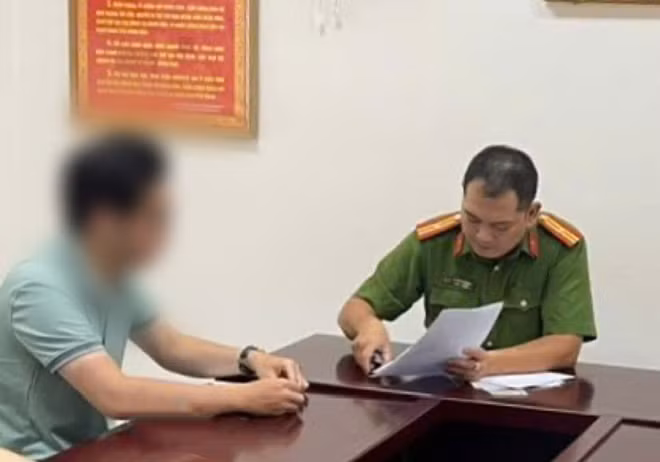 Làm rõ đối tượng có hành vi “biến thái” trên phố Hà Nội