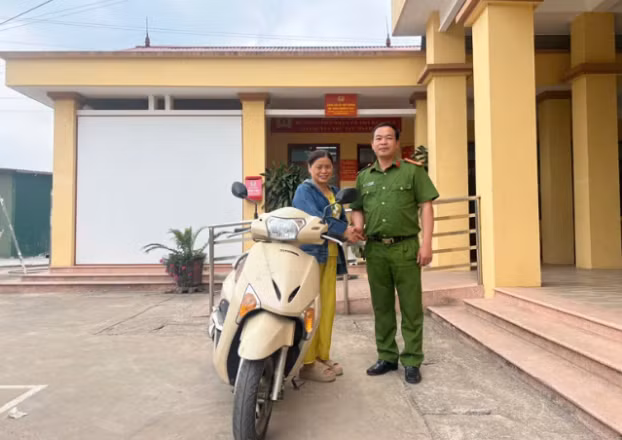 Tìm lại xe máy bị lấy nhầm cho người phụ nữ
