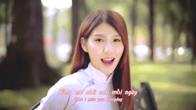 Theo đó, cư dân mạng đã nhận ra thí sinh Chu Chủ Ái bởi ấn tượng mà cô ghi dấu ấn từ cách đây 4 năm khi sang Việt Nam thực hiện MV "Em nhớ anh" (Hao Xiang Ni). Đây bài hát tiếng Hoa gây sốt của Chu Chủ Ái ra mắt từ cuối năm 2015, đến nay thu hút hơn 11 triệu lượt xem trên YouTube.