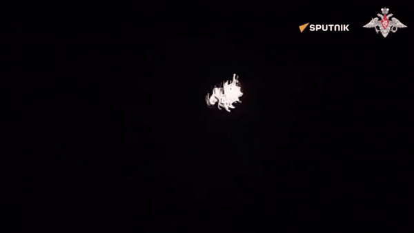 Bộ Quốc phòng Nga cũng thông báo rằng phòng không của họ đã bảo vệ quân nhân cũng như các địa điểm công nghiệp và hành chính trọng yếu trước các mối đe dọa trên không.