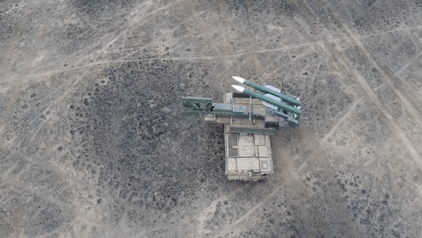 Xác suất nhận dạng chính xác các mục tiêu khí động học và tên lửa đạn đạo của Buk-M1 được tăng lên 60%.