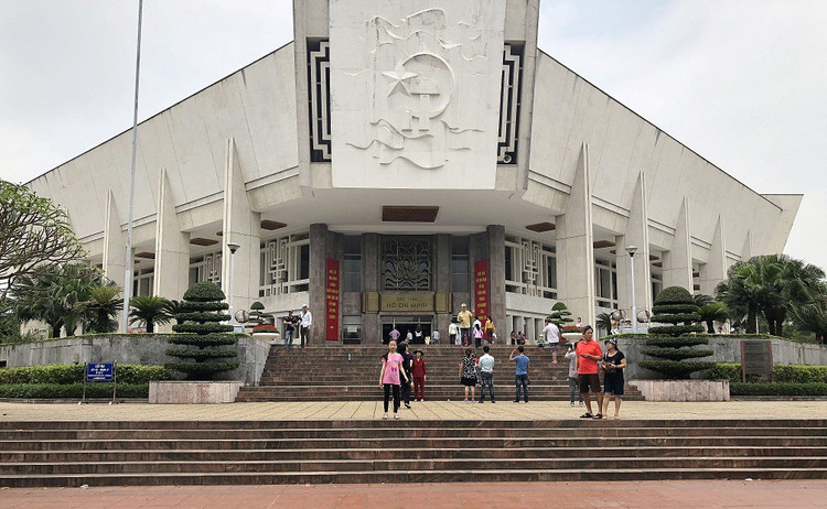 Bảo tàng Hồ Chí Minh bao-tang-hcm.png