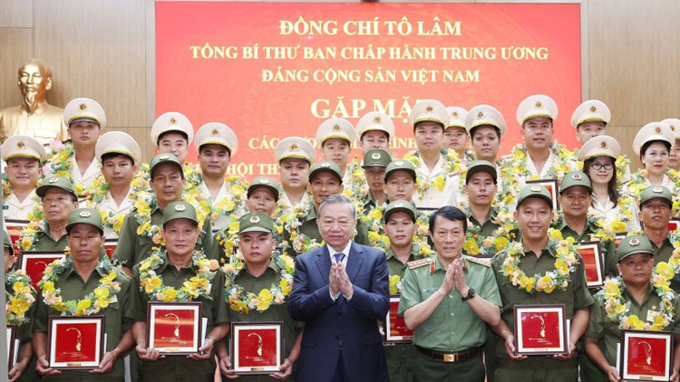 Thống Nhất gap-mat-sua.jpg