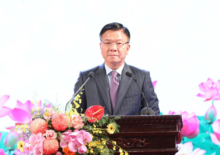 Trần Huấn. pho-thu-tuong.jpg