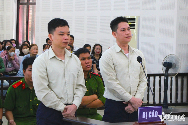 Bị cáo Linh và Thái tại phiên tòa. lua-dao.jpg
