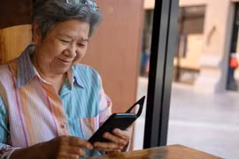 Kết nối, thư giãn trên Facebook mà không mất kiểm soát