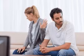 Vì sao người đã có gia đình vẫn dễ rung động với người khác?