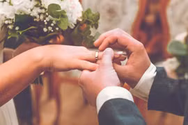Khi trái tim và lý trí chọn hai người khác nhau