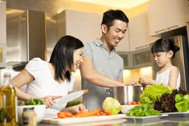 Từ gian bếp, học cách yêu thương