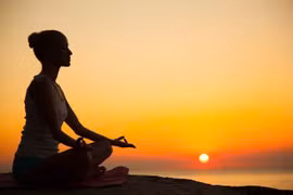 Thiền, thở, ngủ... giúp người trẻ hồi phục sau kiệt sức