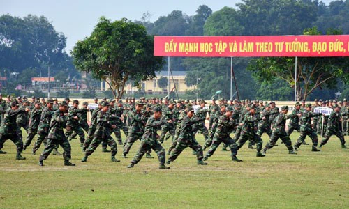 Rắn rỏi những bước chân chiến sĩ Công binh Việt Nam