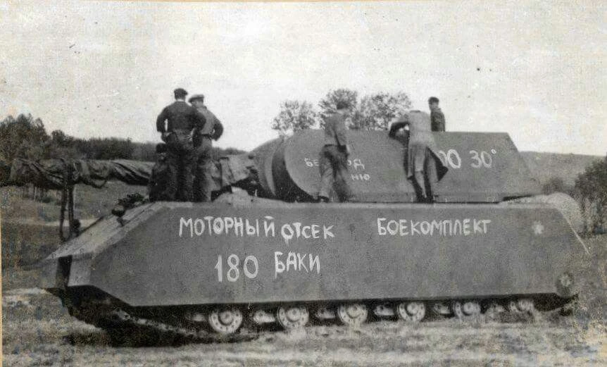 Vũ khí “chuột nhắt” của Hitler khủng khiếp tới mức nào?