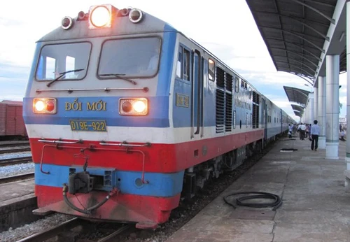 Mặt hàng nào khuyến mại khủng nhân dịp 30/4?